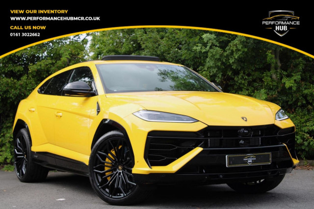 LAMBORGHINI URUS