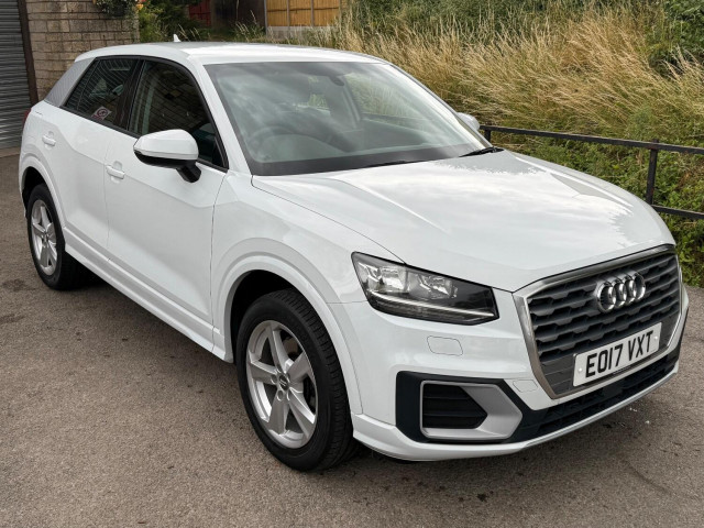 AUDI Q2