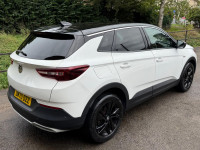 VAUXHALL GRANDLAND X