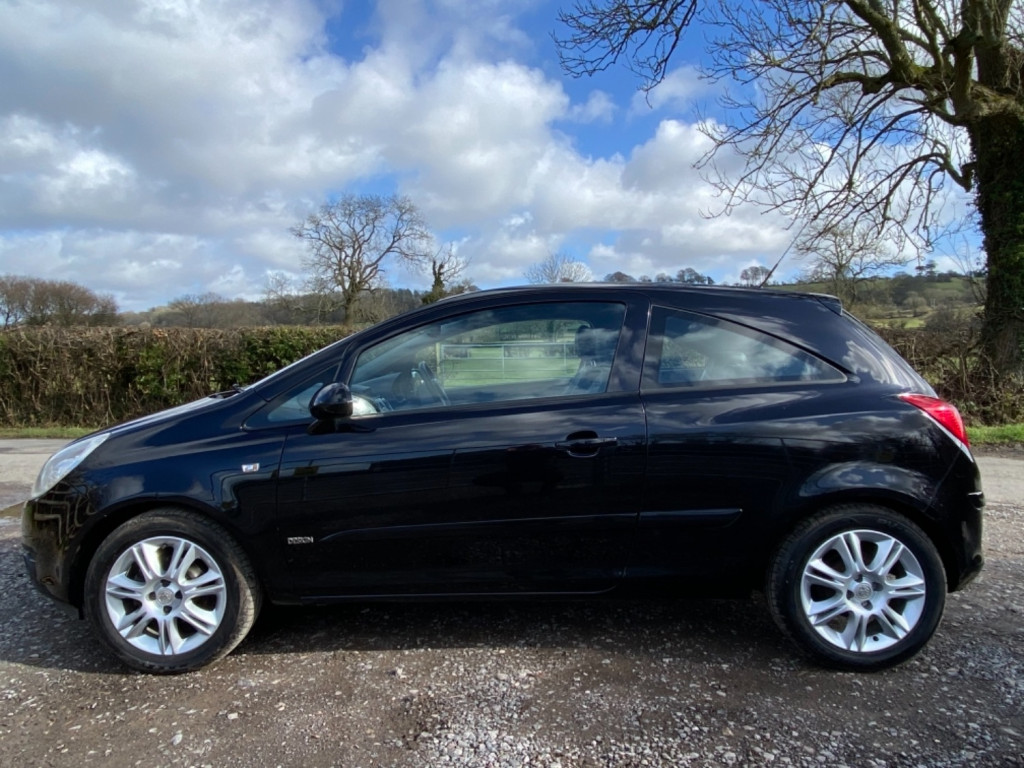 VAUXHALL CORSA