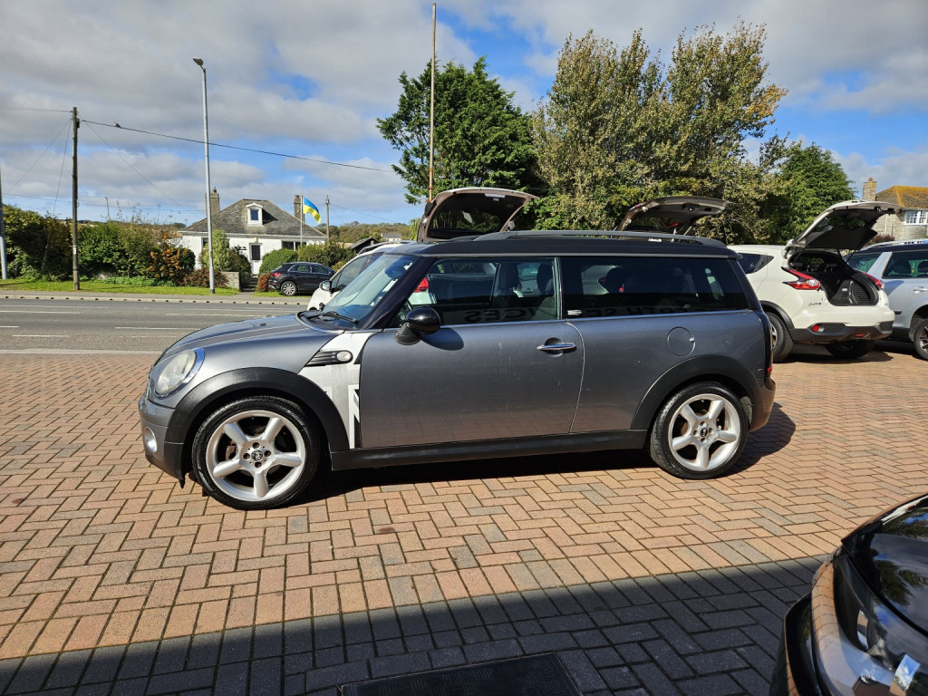 MINI CLUBMAN