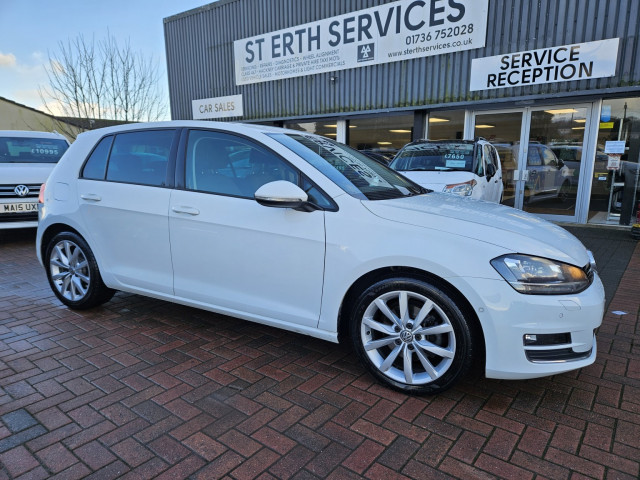 VOLKSWAGEN GOLF 2.0 TDI BlueMotion Tech GT