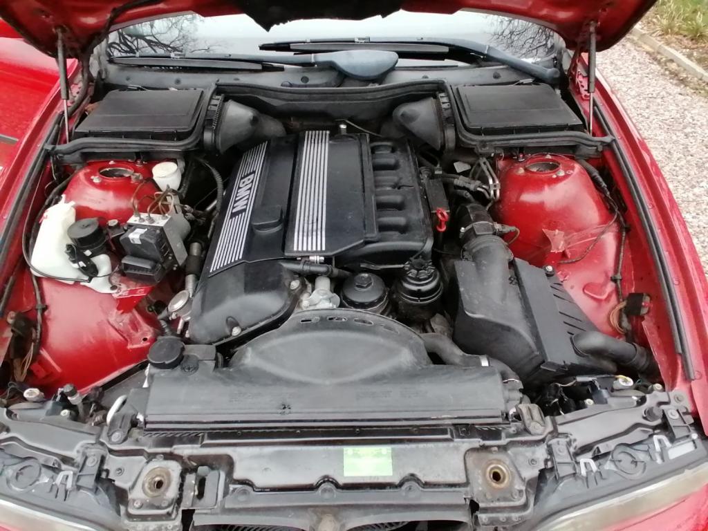 BMW 5 SERIES 528I M SPORT E39 IMOLA RED 2000