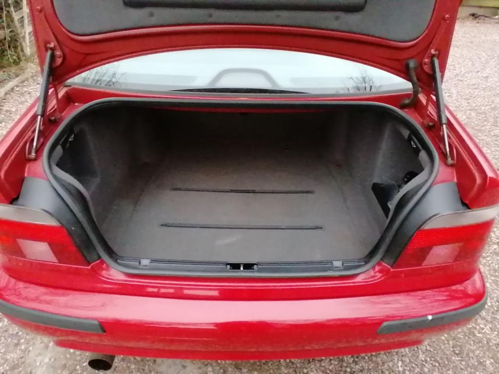 BMW 5 SERIES 528I M SPORT E39 IMOLA RED 2000