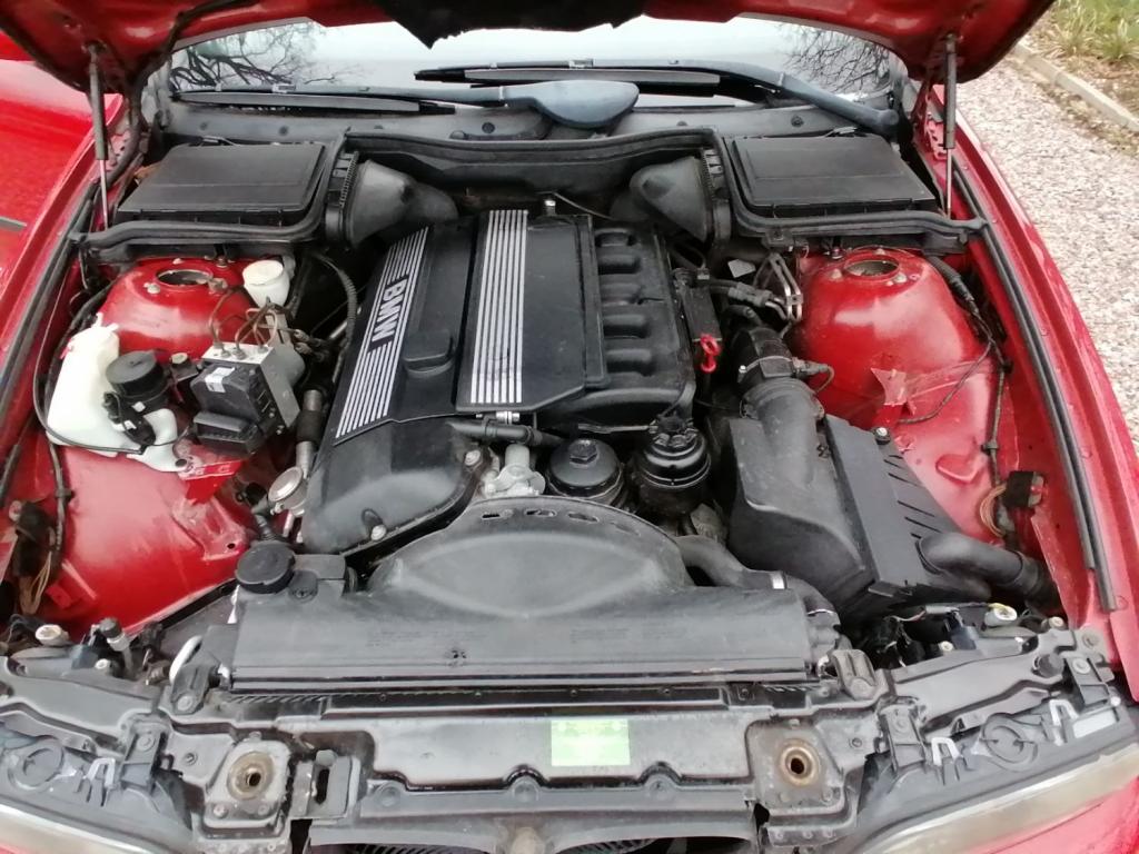 BMW 5 SERIES 528I M SPORT E39 IMOLA RED 2000