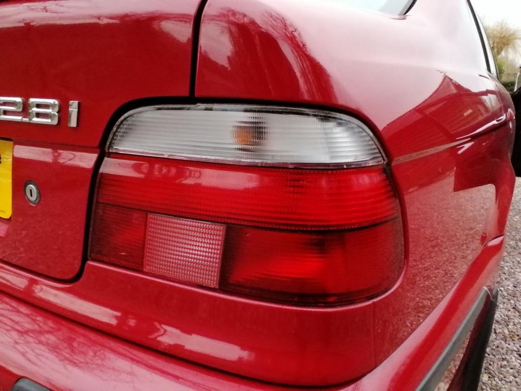 BMW 5 SERIES 528I M SPORT E39 IMOLA RED 2000