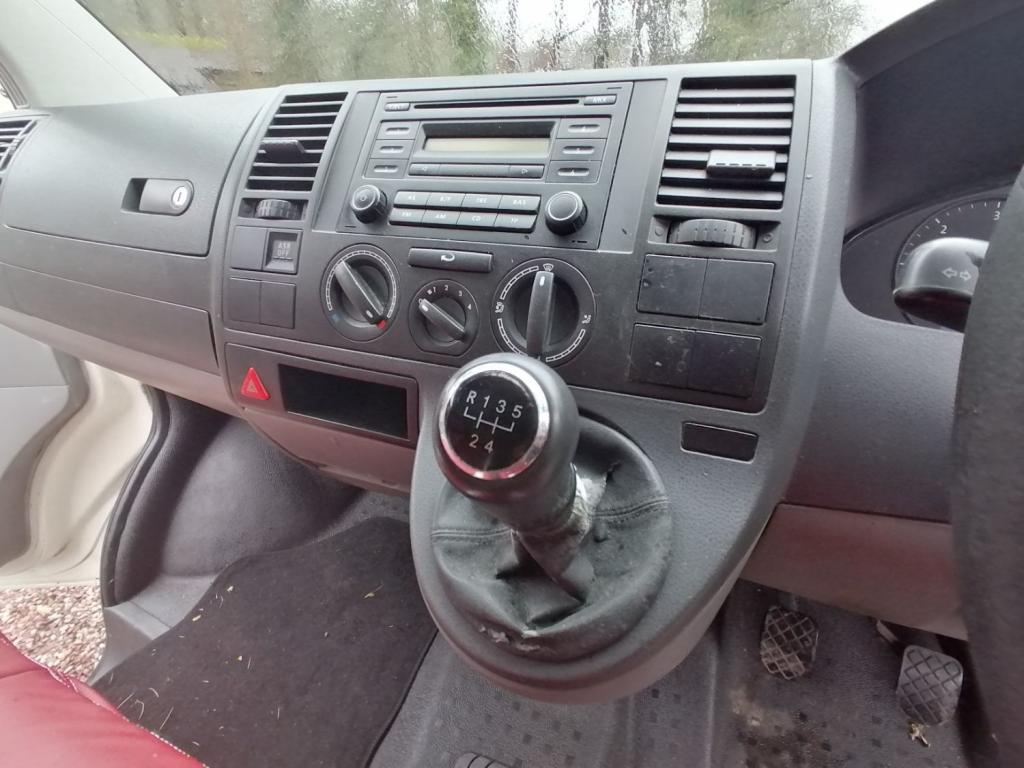 VOLKSWAGEN TRANSPORTER T30 SWB PBV PV 102TDI 2007