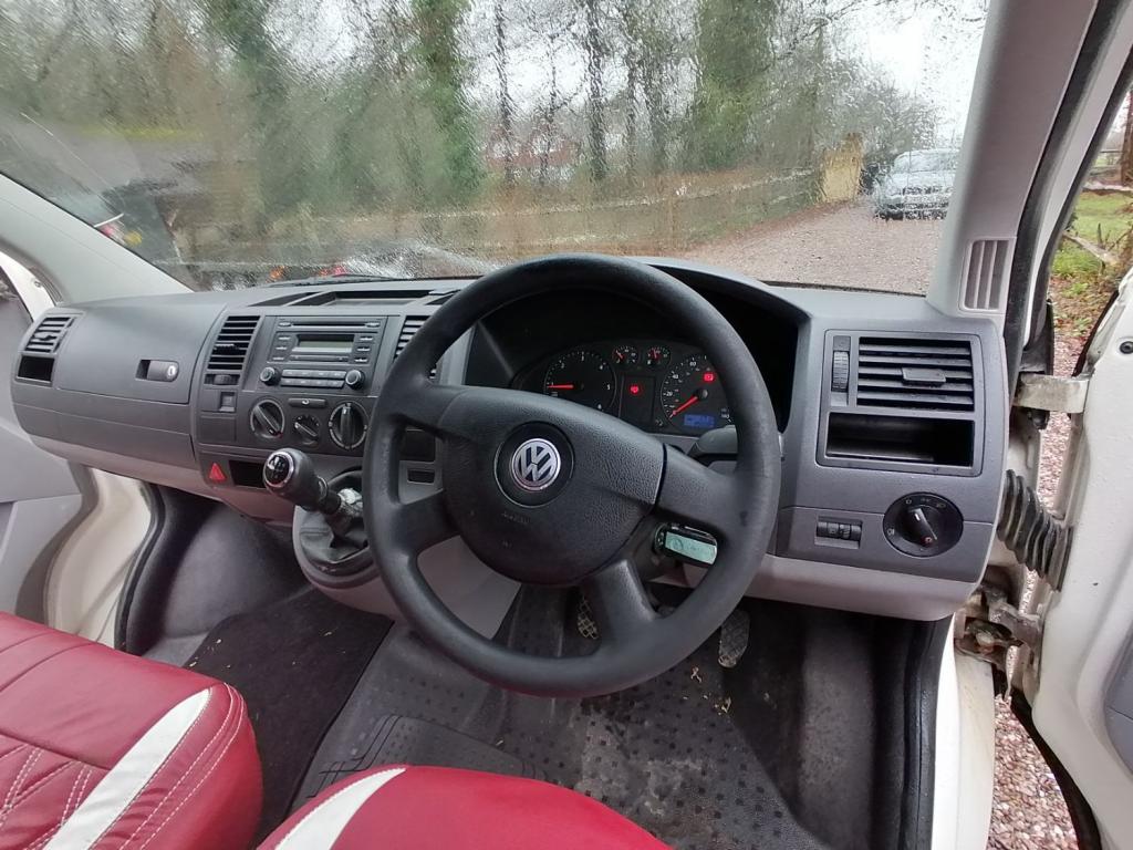 VOLKSWAGEN TRANSPORTER T30 SWB PBV PV 102TDI 2007