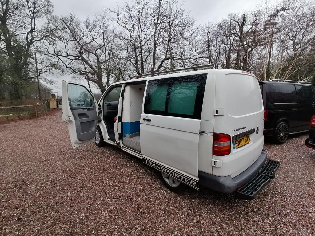 VOLKSWAGEN TRANSPORTER T30 SWB PBV PV 102TDI 2007