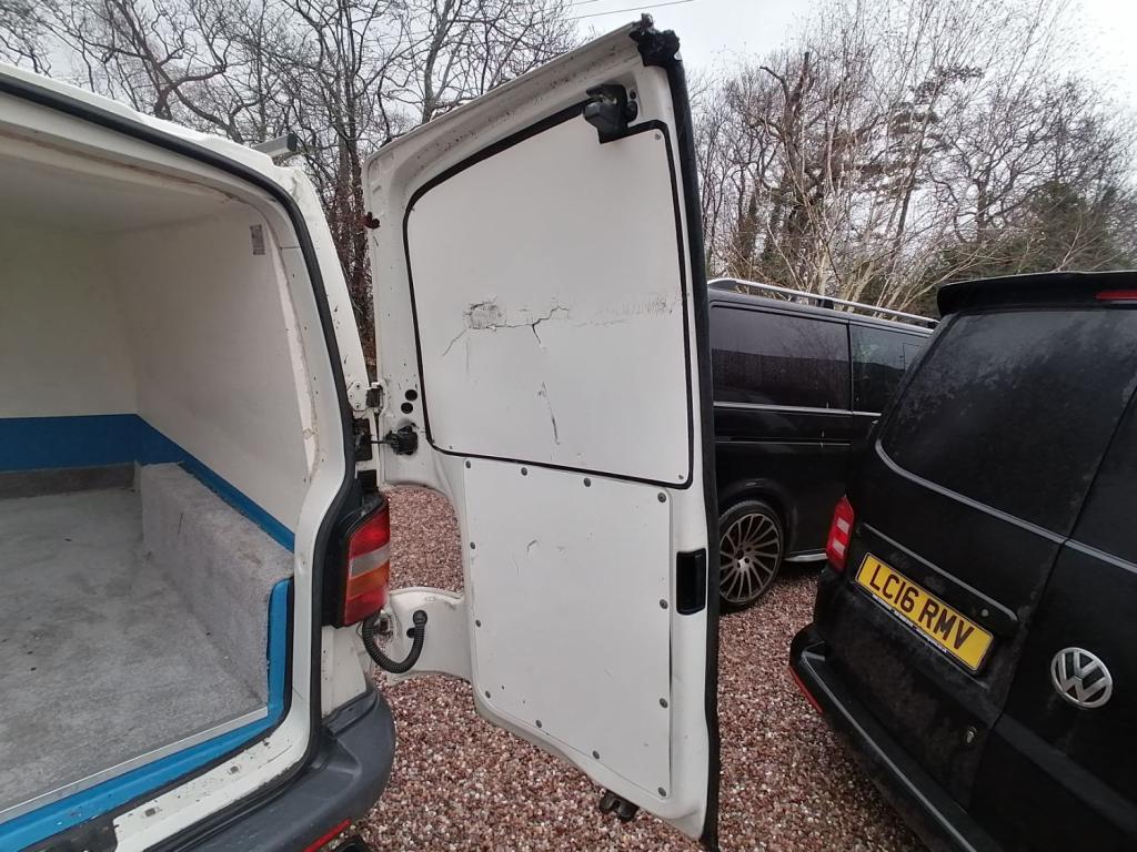 VOLKSWAGEN TRANSPORTER T30 SWB PBV PV 102TDI 2007