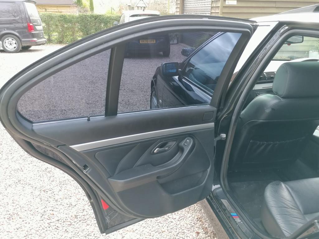 BMW 5 SERIES 528I M SPORT E39 FUK BMW SERVICE HISTORY 2000