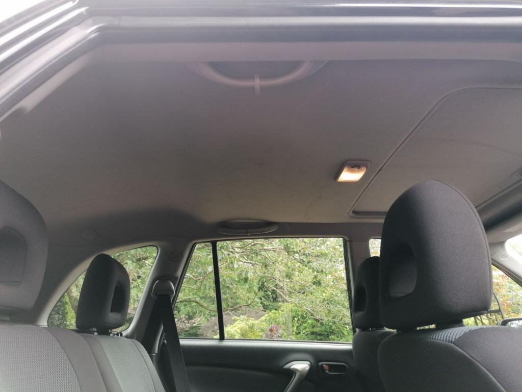 TOYOTA RAV4 2.0 D-4D XT3 Stationwagon 2004