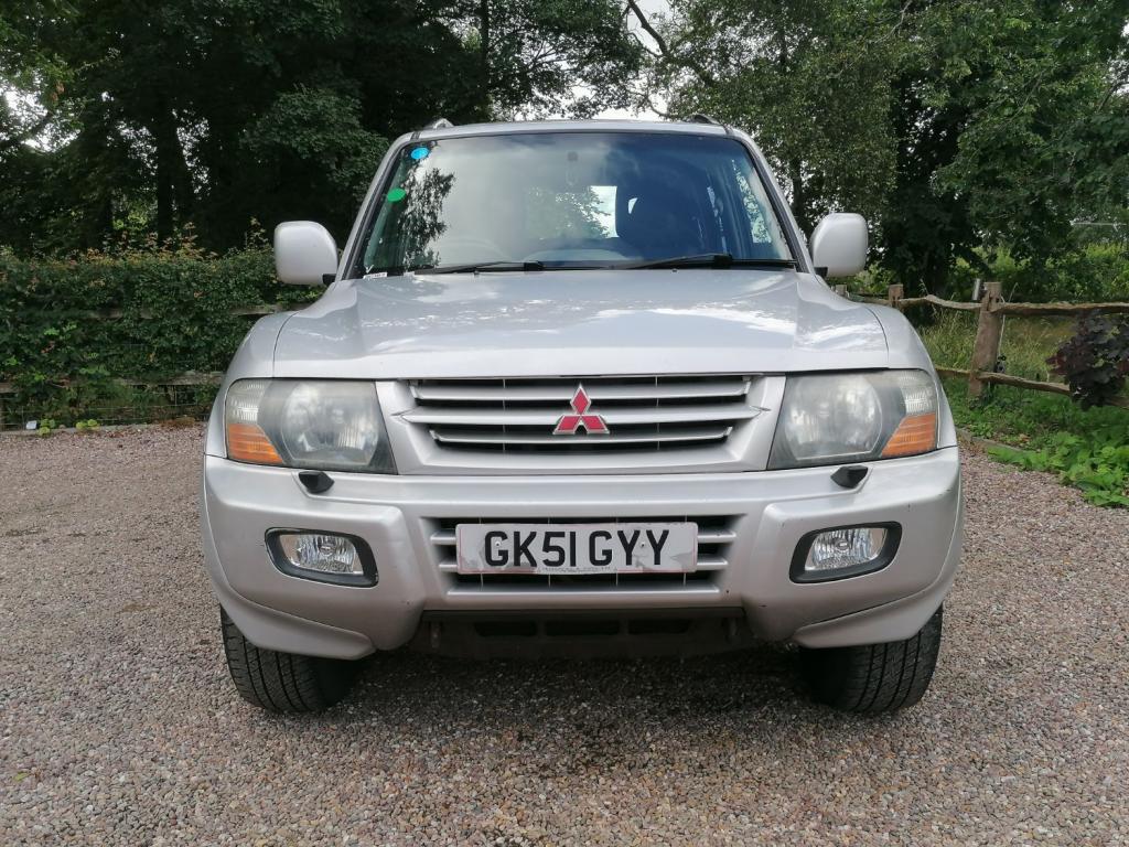 MITSUBISHI SHOGUN LWB TD EQUIPPE 2001