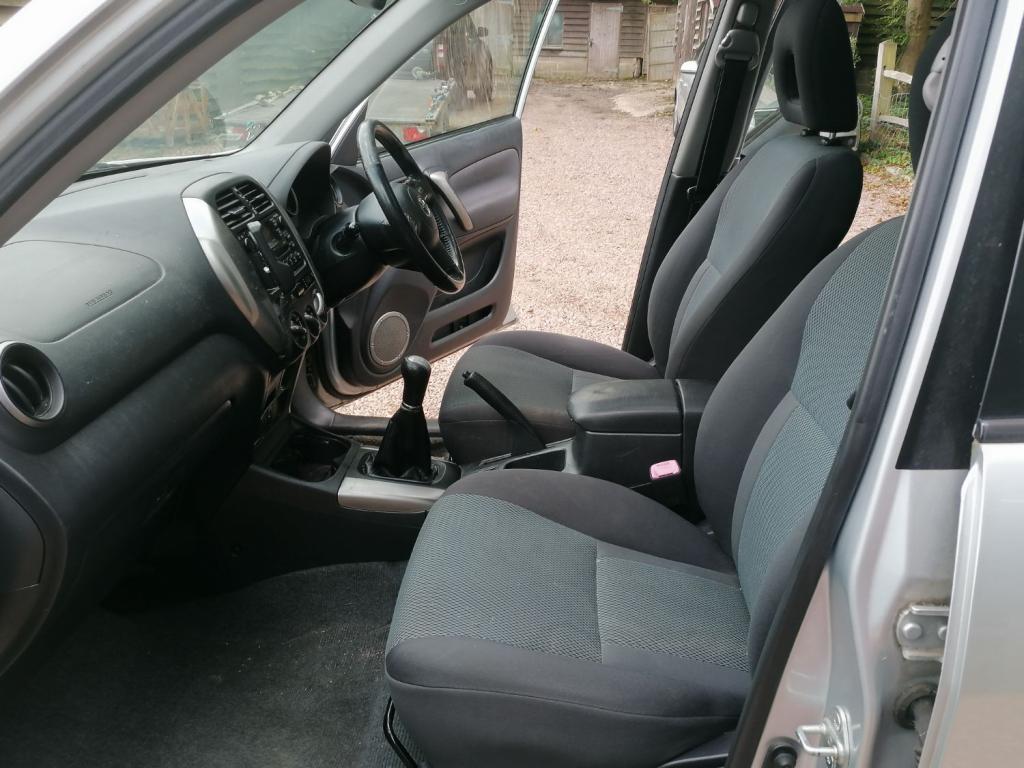 TOYOTA RAV4 VVT-I XT3 2004