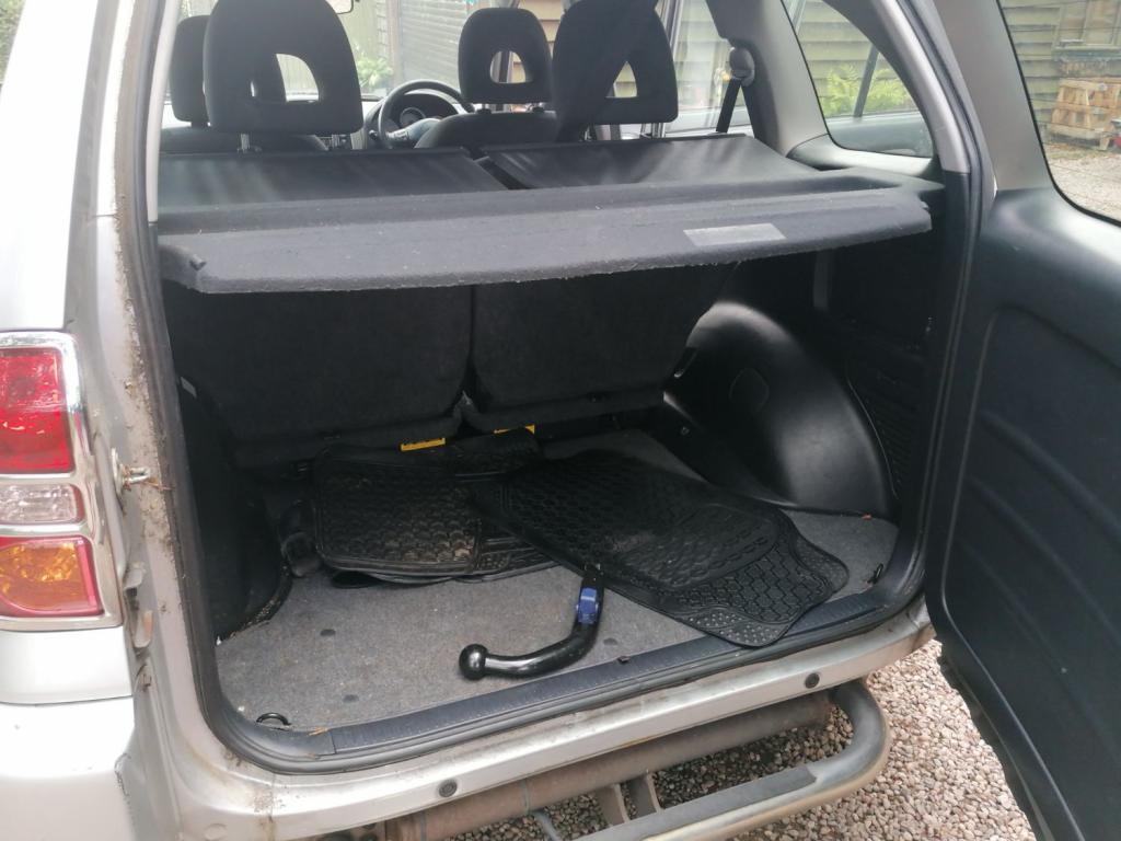 TOYOTA RAV4 VVT-I XT3 2004