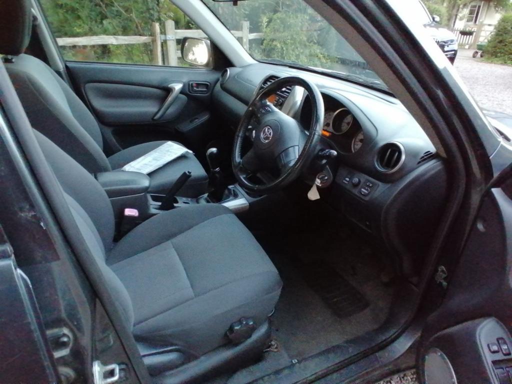 TOYOTA RAV4 VVT-I XT3 2004