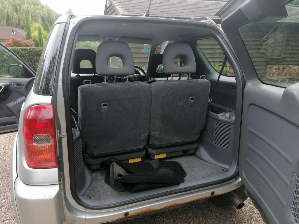 TOYOTA RAV4 VVTI NRG 2003