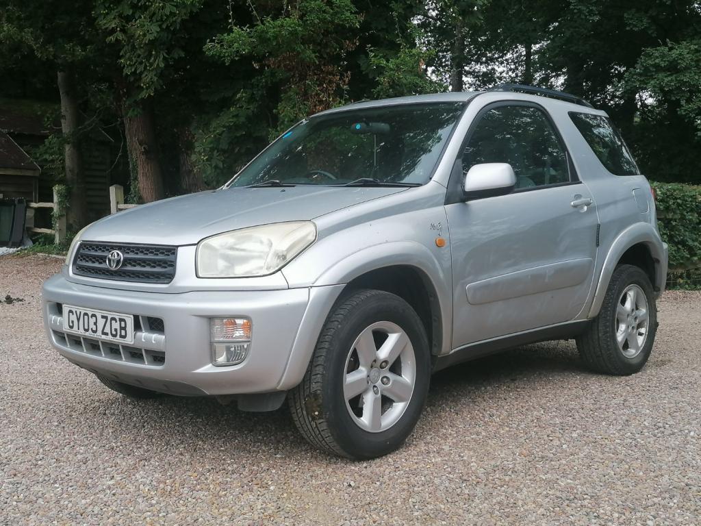 TOYOTA RAV4 VVTI NRG 2003