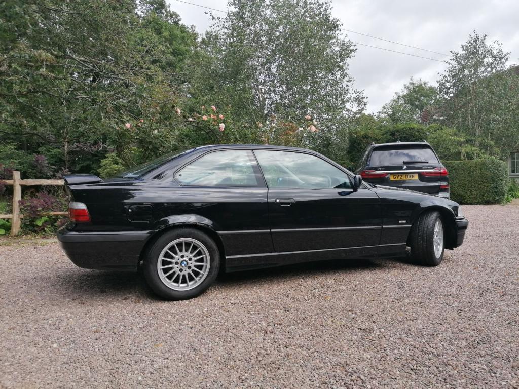 BMW 3 SERIES 318 IS COUPE 1999