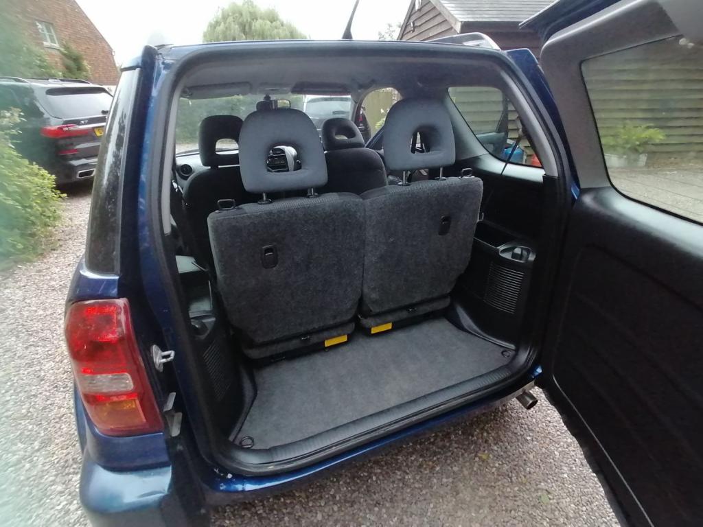 TOYOTA RAV4 D-4D XT3 2003