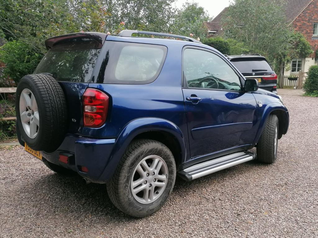 TOYOTA RAV4 D-4D XT3 2003