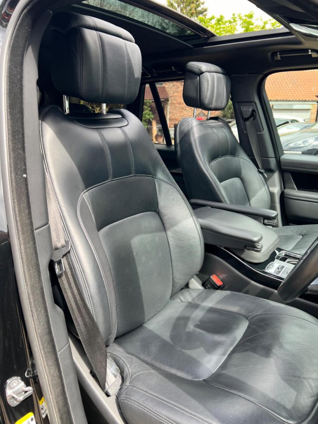 LAND ROVER RANGE ROVER