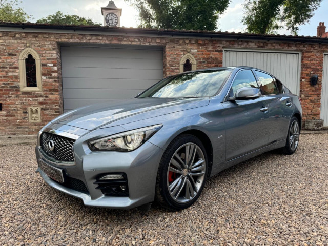 INFINITI Q50
