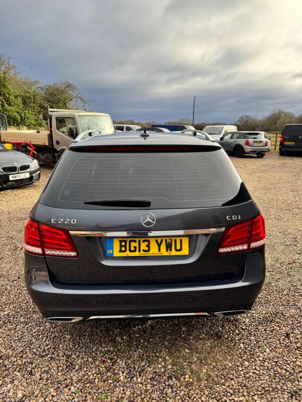 MERCEDES-BENZ E CLASS