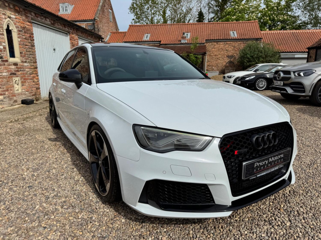 AUDI RS3