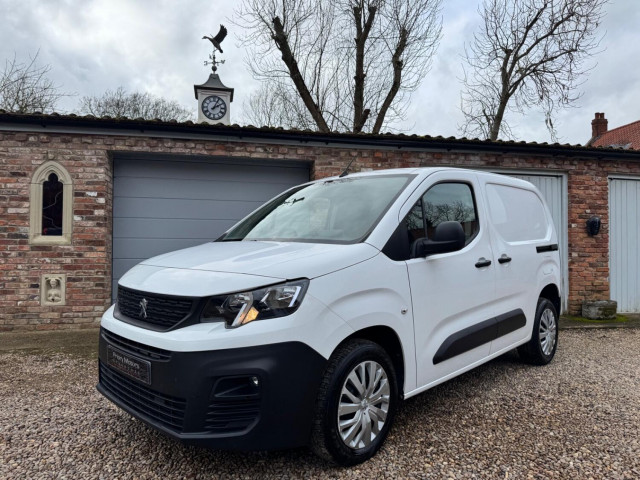 PEUGEOT PARTNER