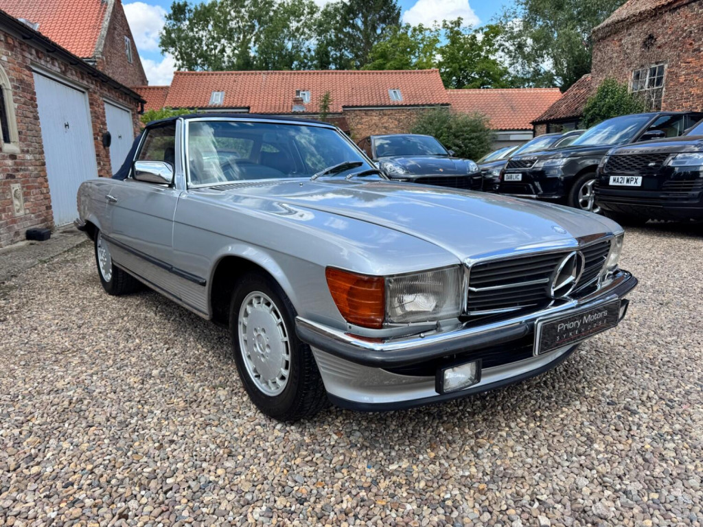 MERCEDES-BENZ 280