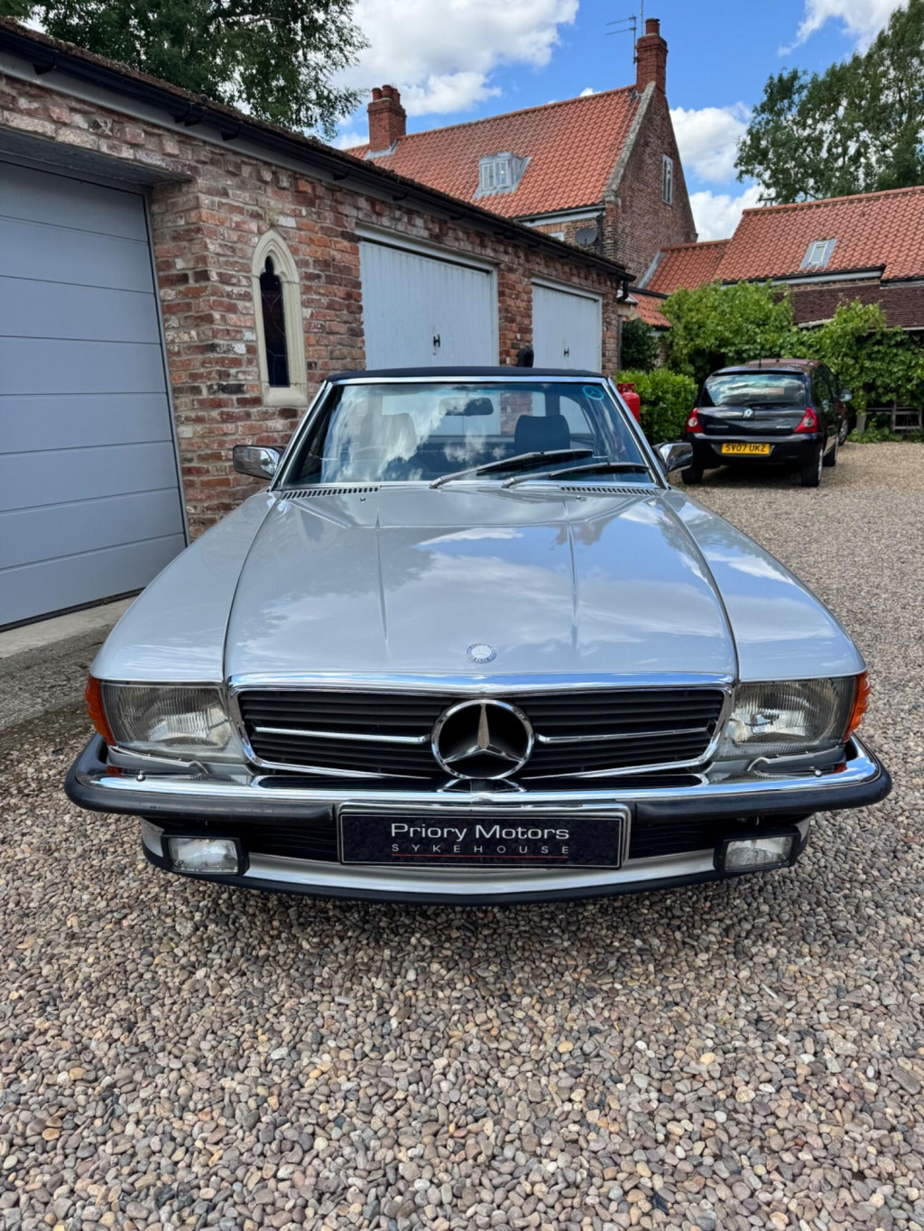 MERCEDES-BENZ 280