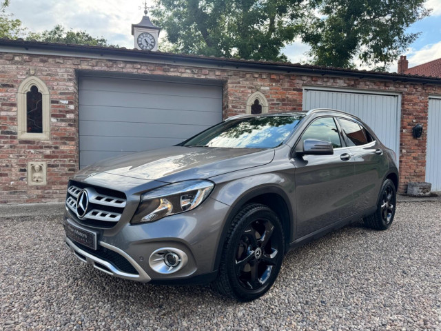 MERCEDES-BENZ GLA CLASS