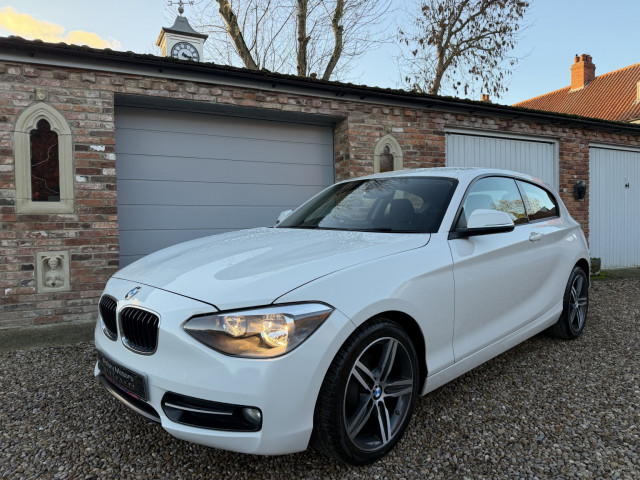 BMW 1 SERIES