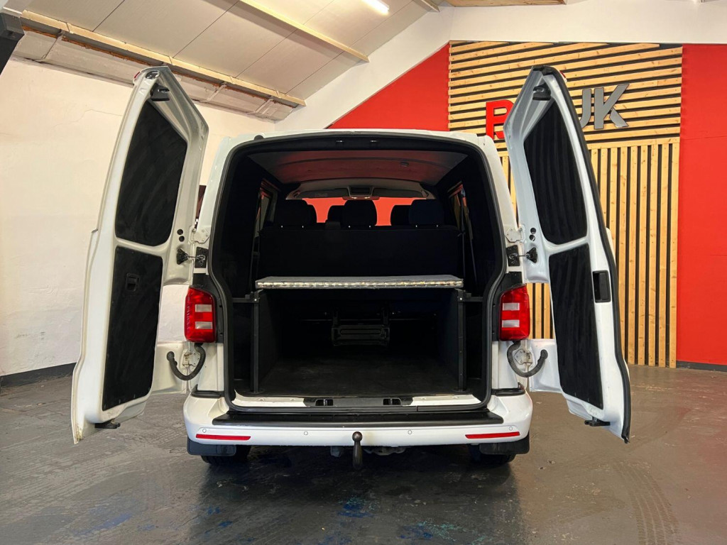 VOLKSWAGEN TRANSPORTER