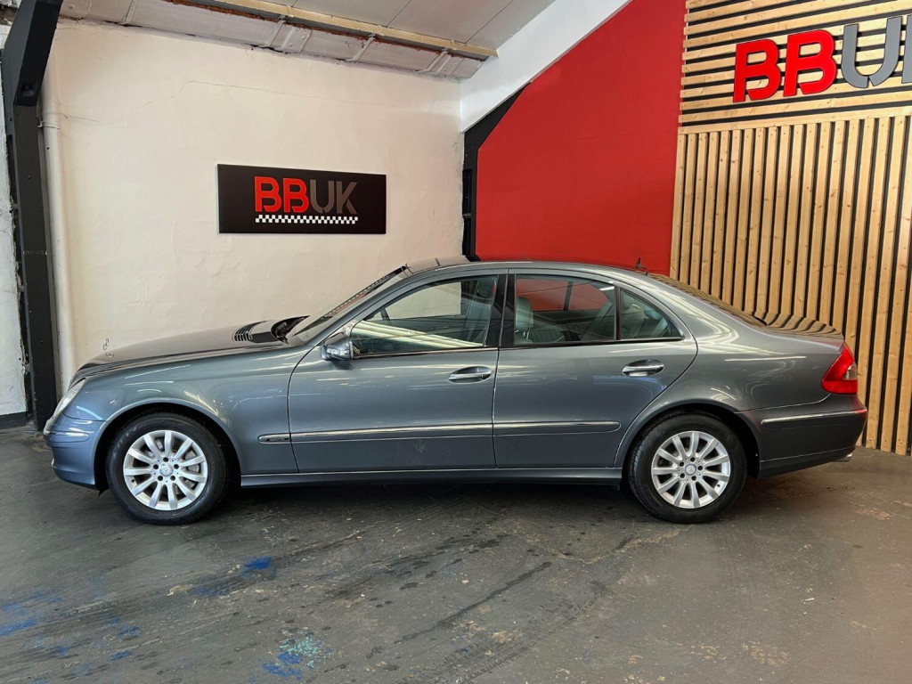 MERCEDES-BENZ E CLASS