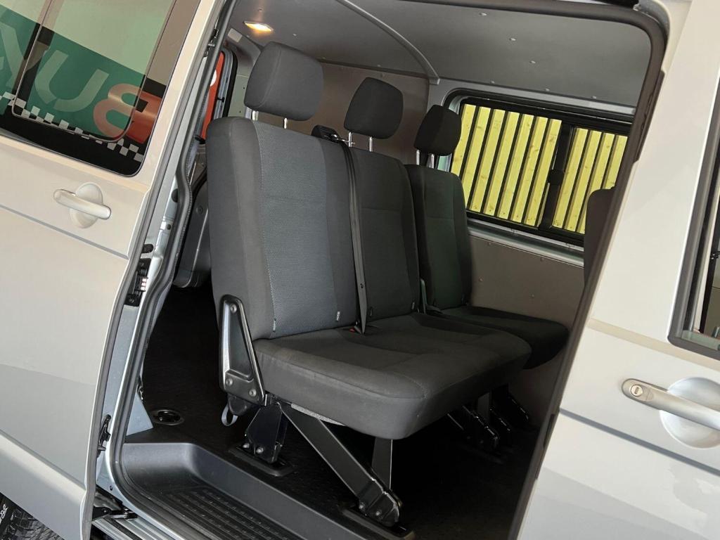 VOLKSWAGEN TRANSPORTER