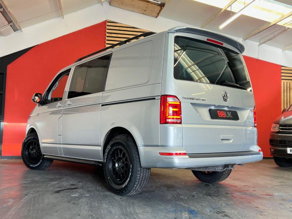 VOLKSWAGEN TRANSPORTER