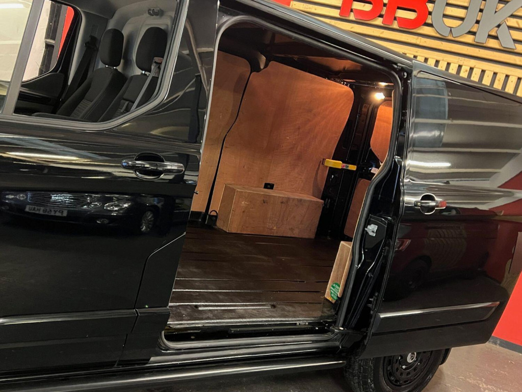 FORD TRANSIT CUSTOM