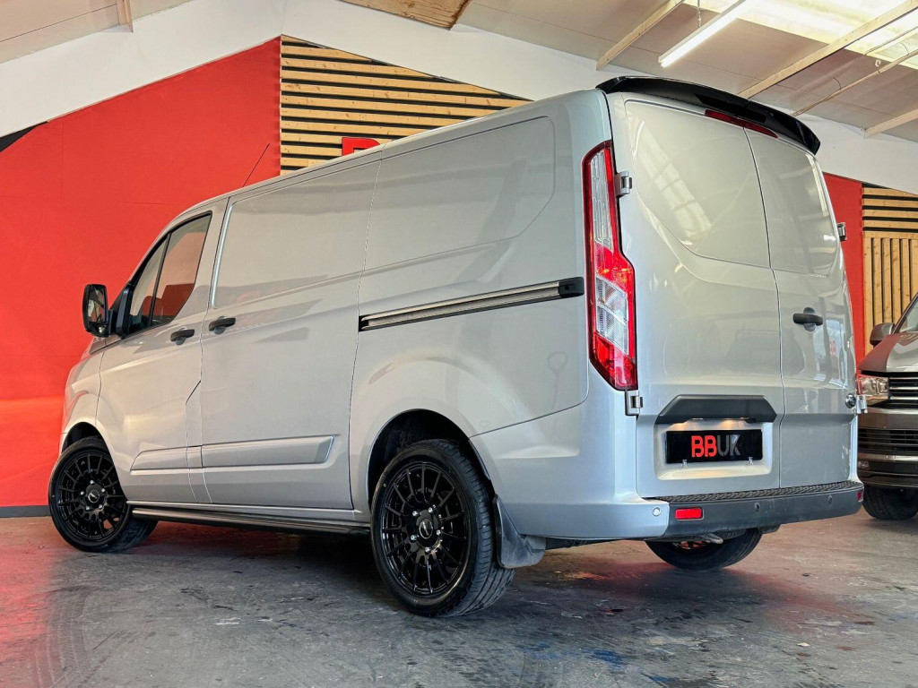 FORD TRANSIT CUSTOM