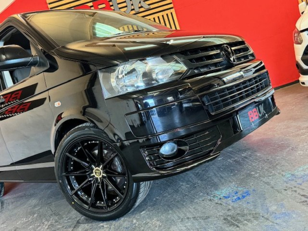 VOLKSWAGEN TRANSPORTER