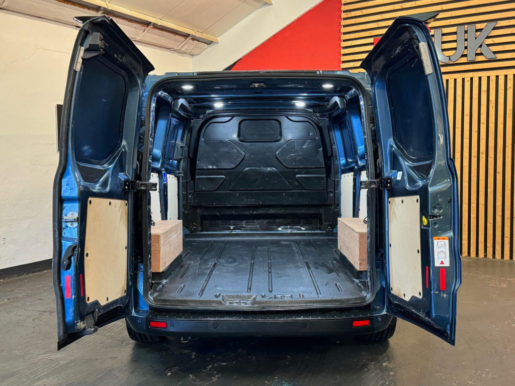 FORD TRANSIT CUSTOM