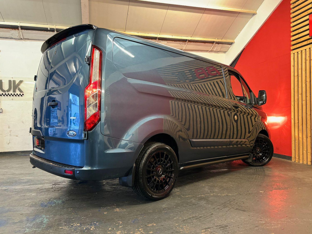 FORD TRANSIT CUSTOM
