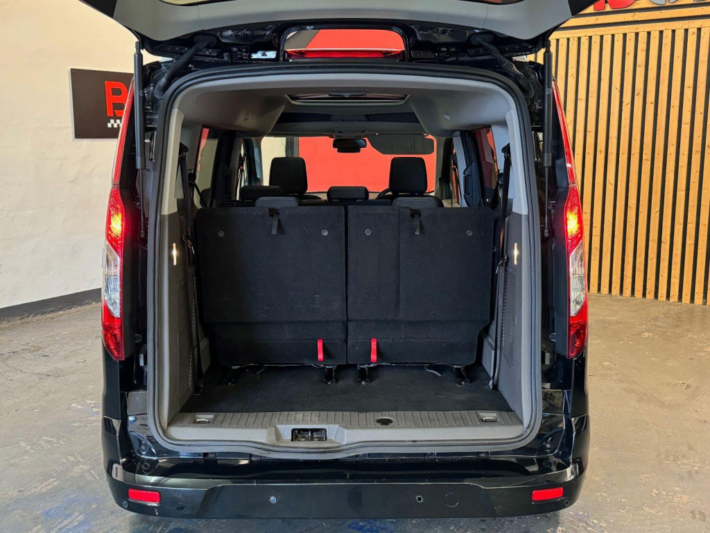 FORD GRAND TOURNEO CONNECT