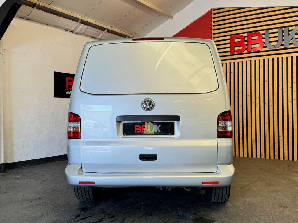 VOLKSWAGEN TRANSPORTER