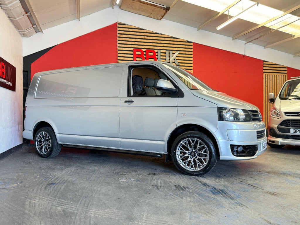 VOLKSWAGEN TRANSPORTER