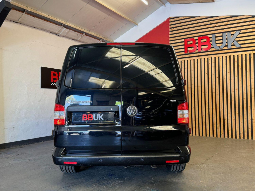 VOLKSWAGEN TRANSPORTER