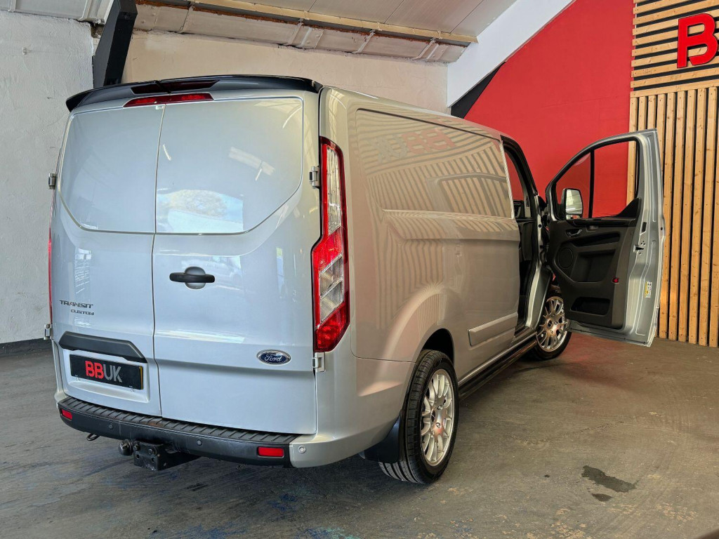 FORD TRANSIT CUSTOM