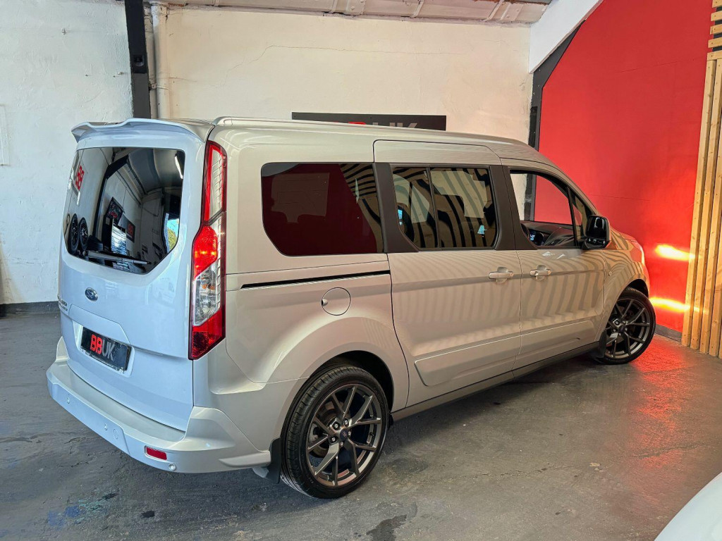 FORD GRAND TOURNEO CONNECT