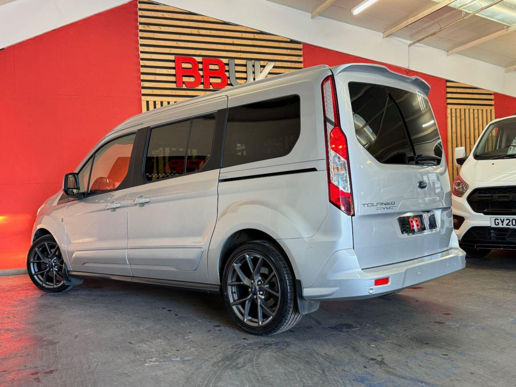 FORD GRAND TOURNEO CONNECT